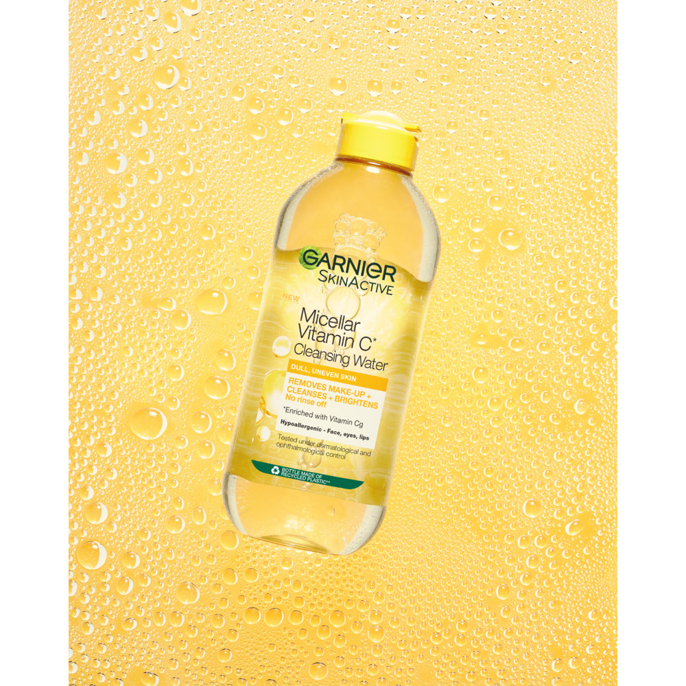 SkinActive Micellar Vitamin C Cleansing Water